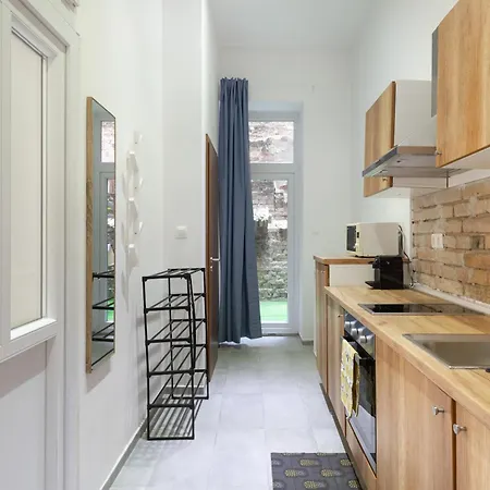 Central Studio By Stn Apartament *